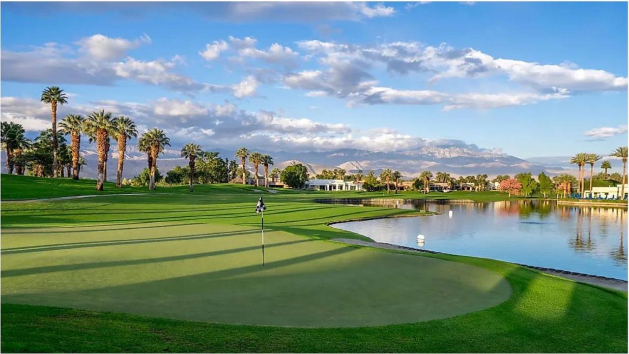 Holiday Inn Express Palm Desert By Ihg Eksteriør billede